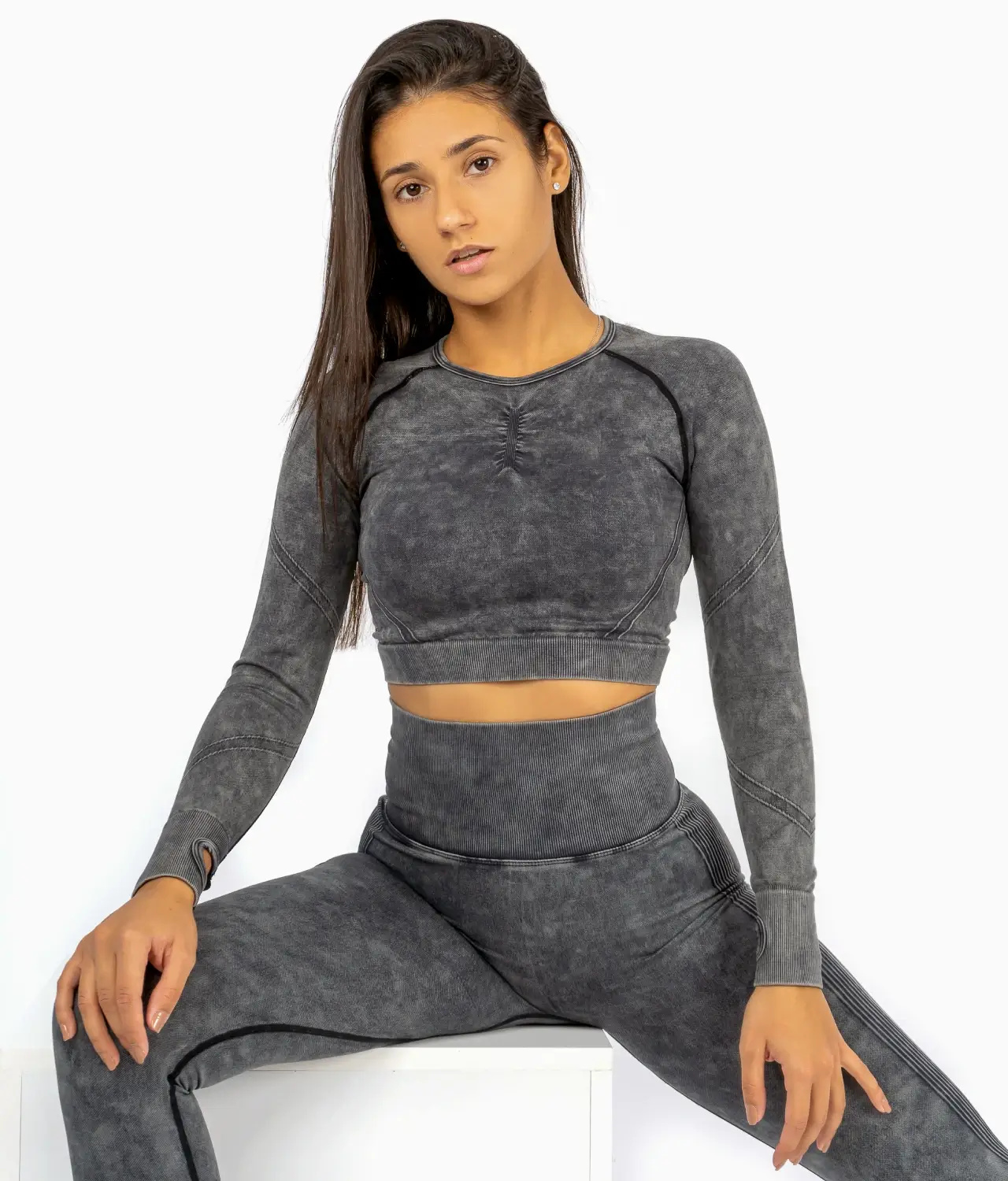 perfect body dark gray top na dug rukav Perfect body dark gray top na dug rukav - Slika 1